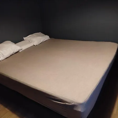 Holiday home Margaret's *